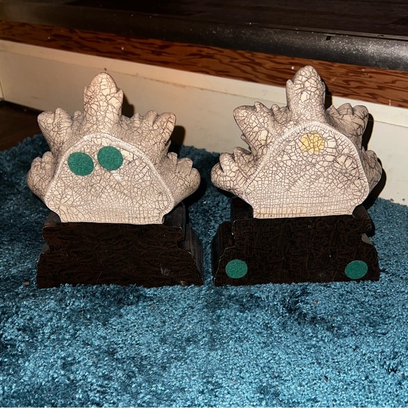 Vintage Acanthus Leaf Motif Marbled Solid Stone Bookends/ Sculpture Decor - Picture 9 of 16